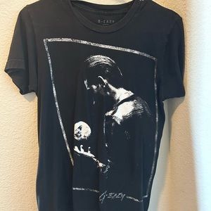 G-Eazy black short sleeve crewneck top